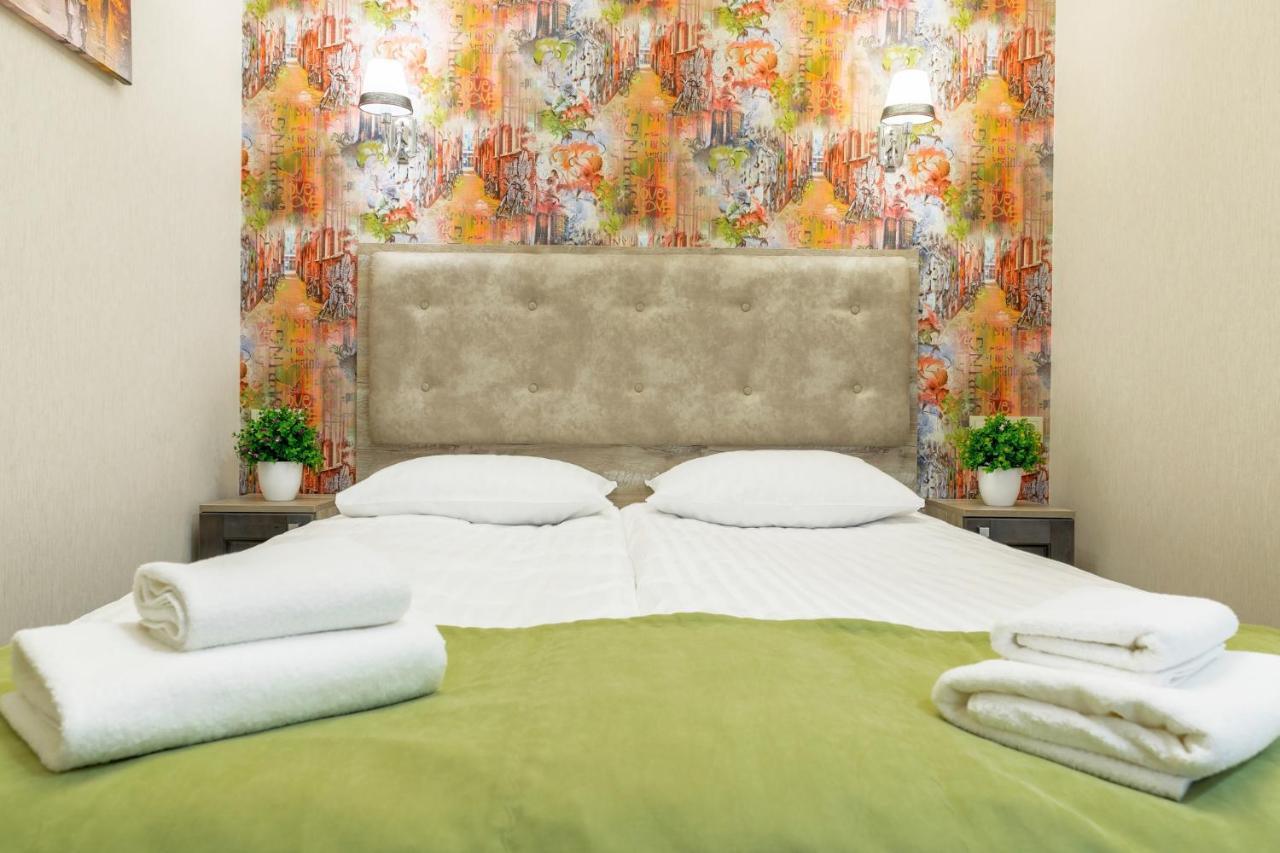 Mini Hotel Barvy Lvova On Horodotska St. מראה חיצוני תמונה