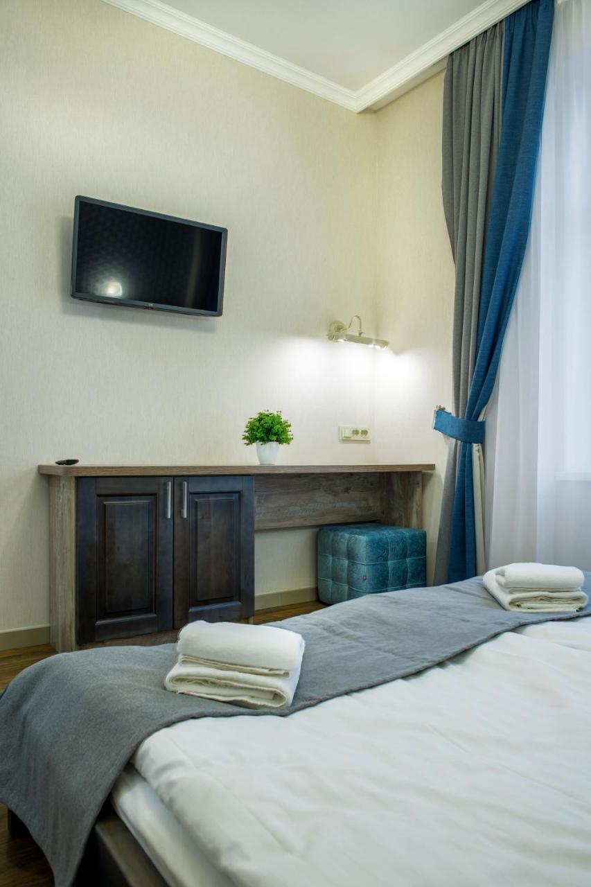 Mini Hotel Barvy Lvova On Horodotska St. מראה חיצוני תמונה